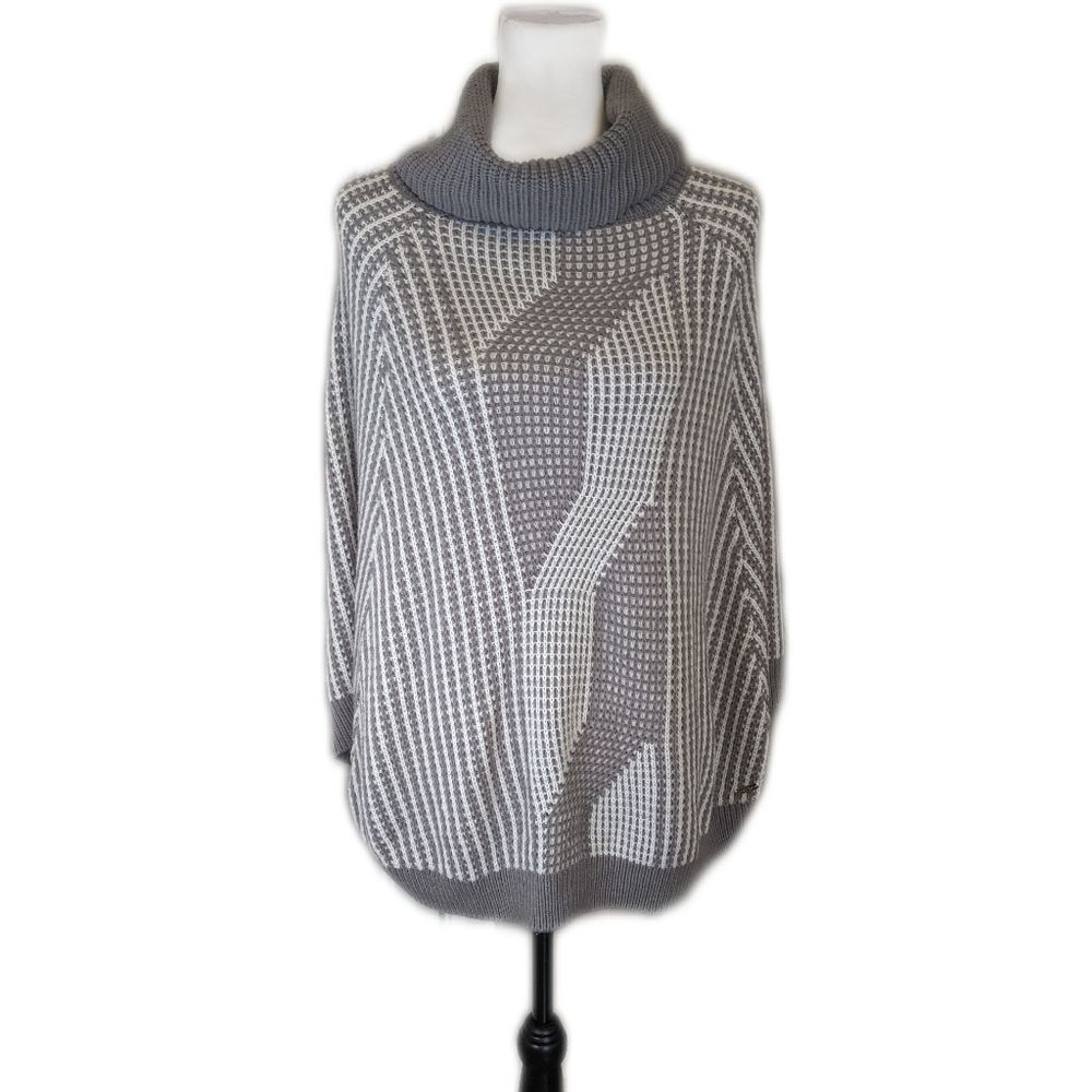 Calvin Klein acrylic knit turtleneck poncho/cape/sweater/coat, EUC, one size